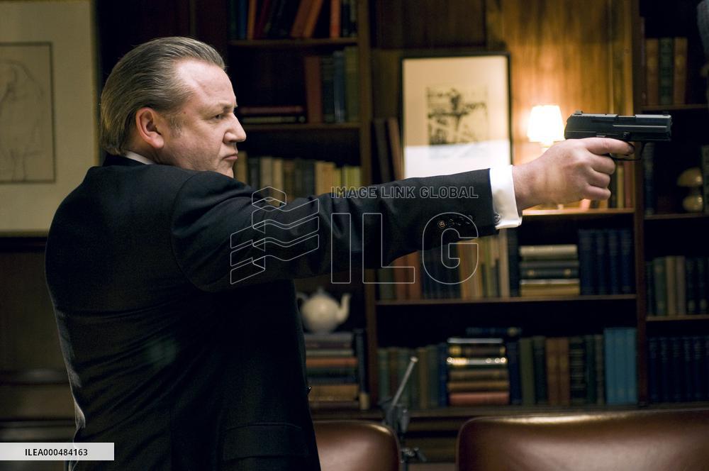 Edge Of Darkness (2010)