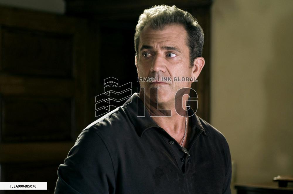 Edge Of Darkness (2010)