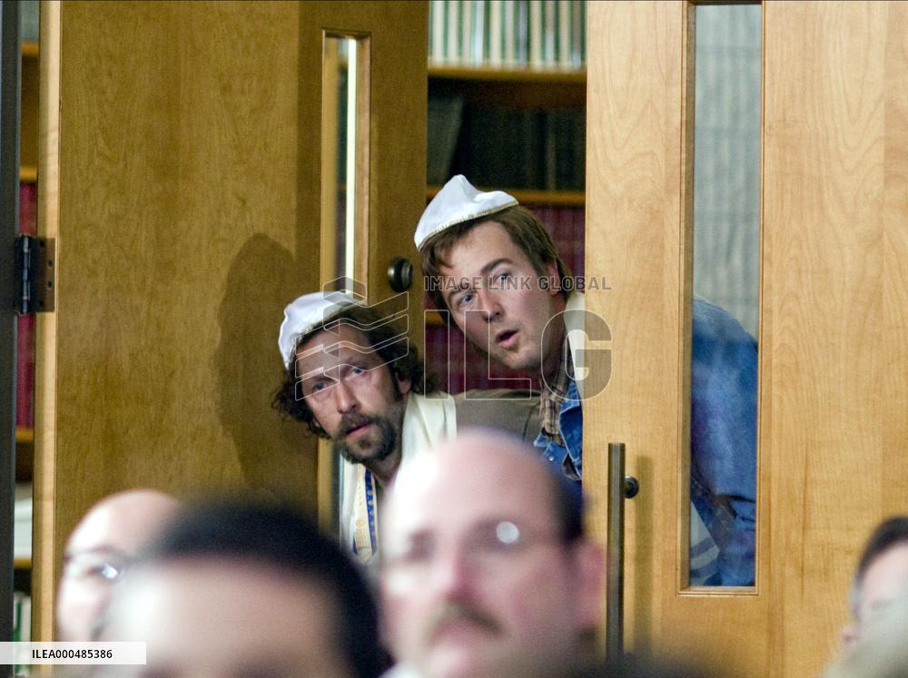 Leaves Of Grass (2009)