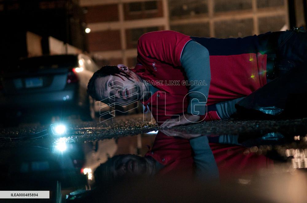 Vanishing On 7th Street (2010)