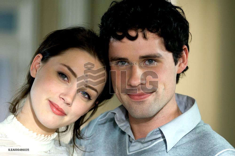 The Joneses (2009)