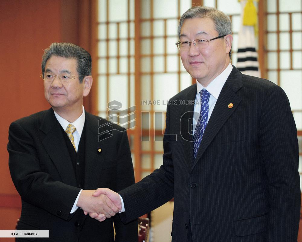 Japanese Defense Minister Kitazawa in S. Korea