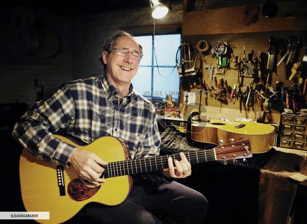 Skillful craftsmanship behind authentic handmade guitars