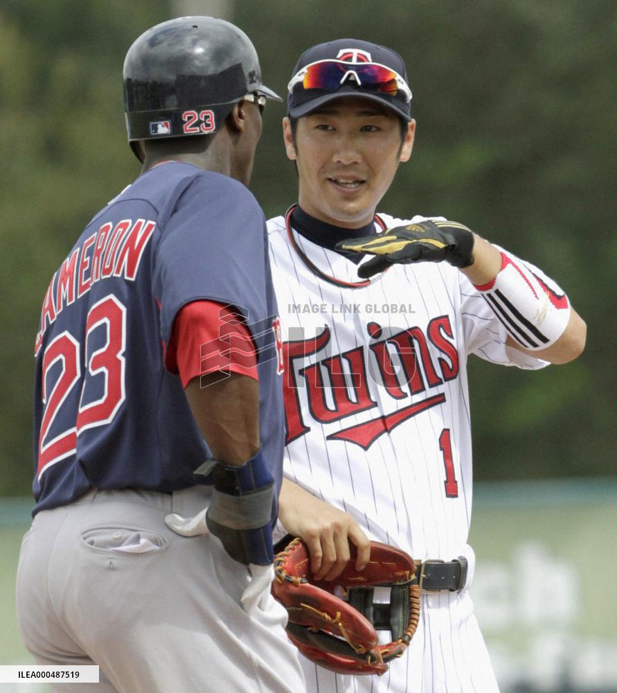 Twins' Nishioka at spring training