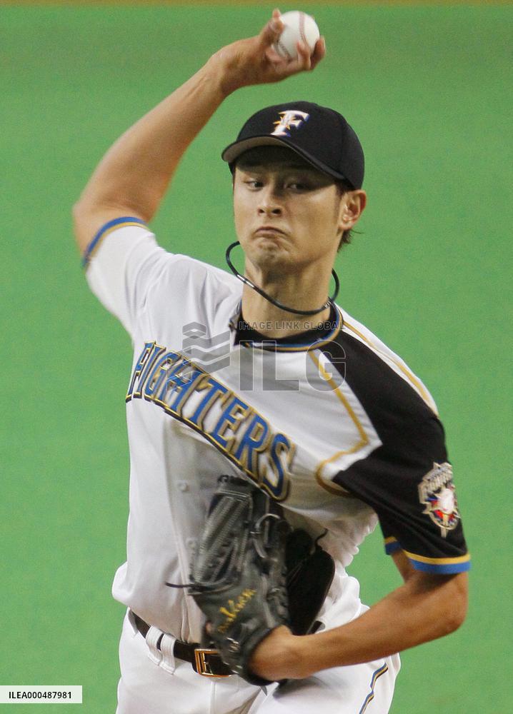 Darvish shines against Dragons