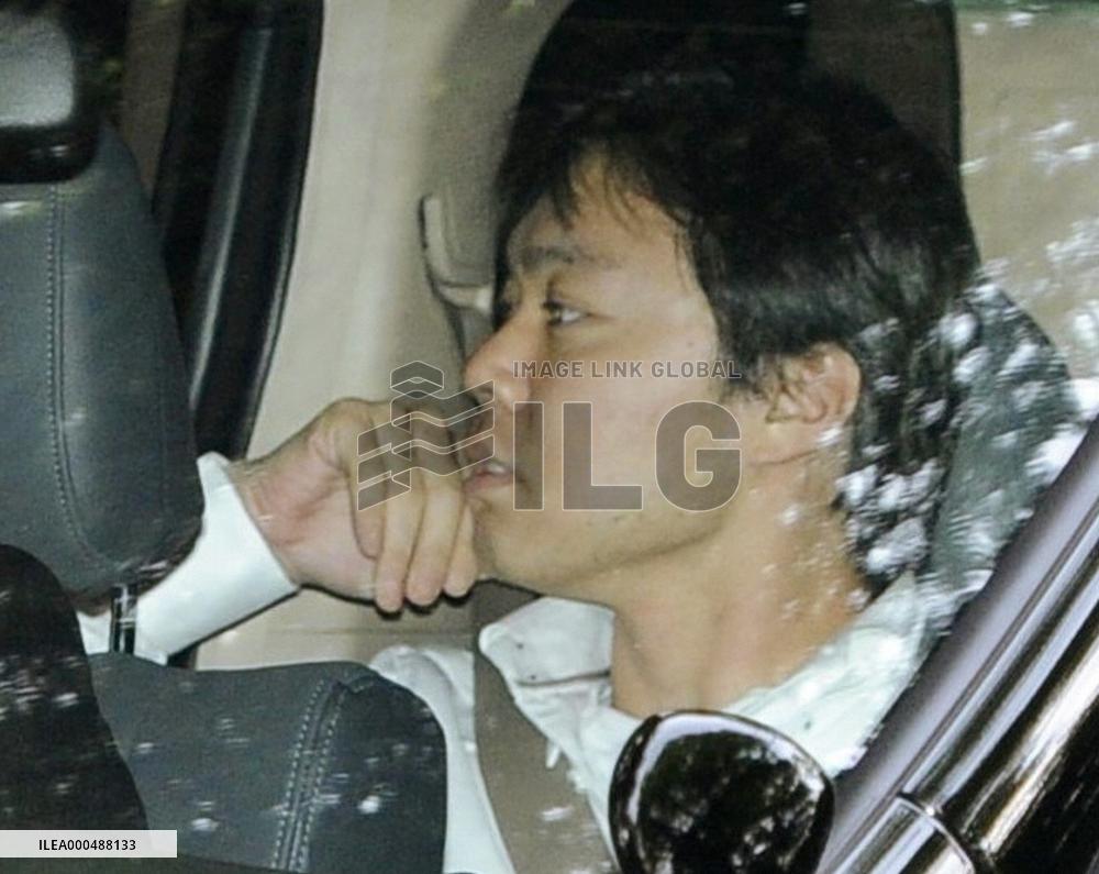 Abductee's kin meet with ex-N. Korean jet bomber