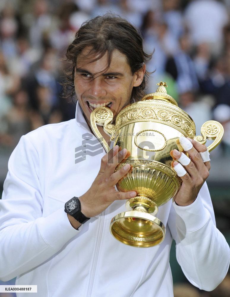 Nadal wins Wimbledon final