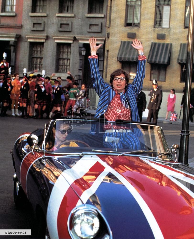 AUSTIN POWERS -  INTERNATIONAL MAN OF MYSTERY