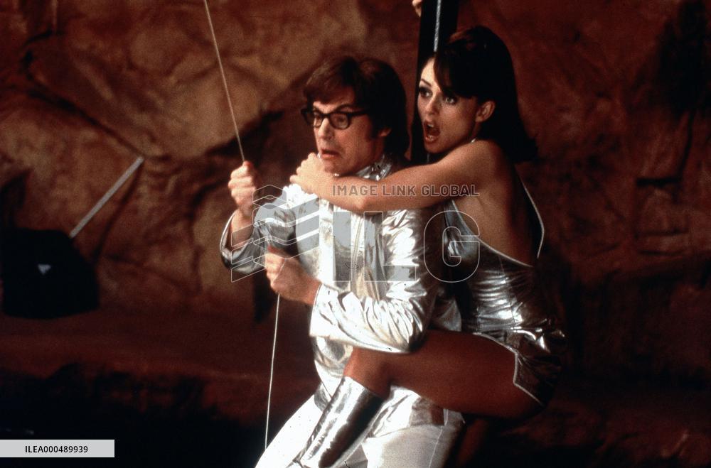 AUSTIN POWERS: INTERNATIONAL MAN OF MYSTERY