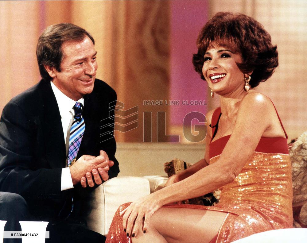 DES O'CONNOR TONIGHT