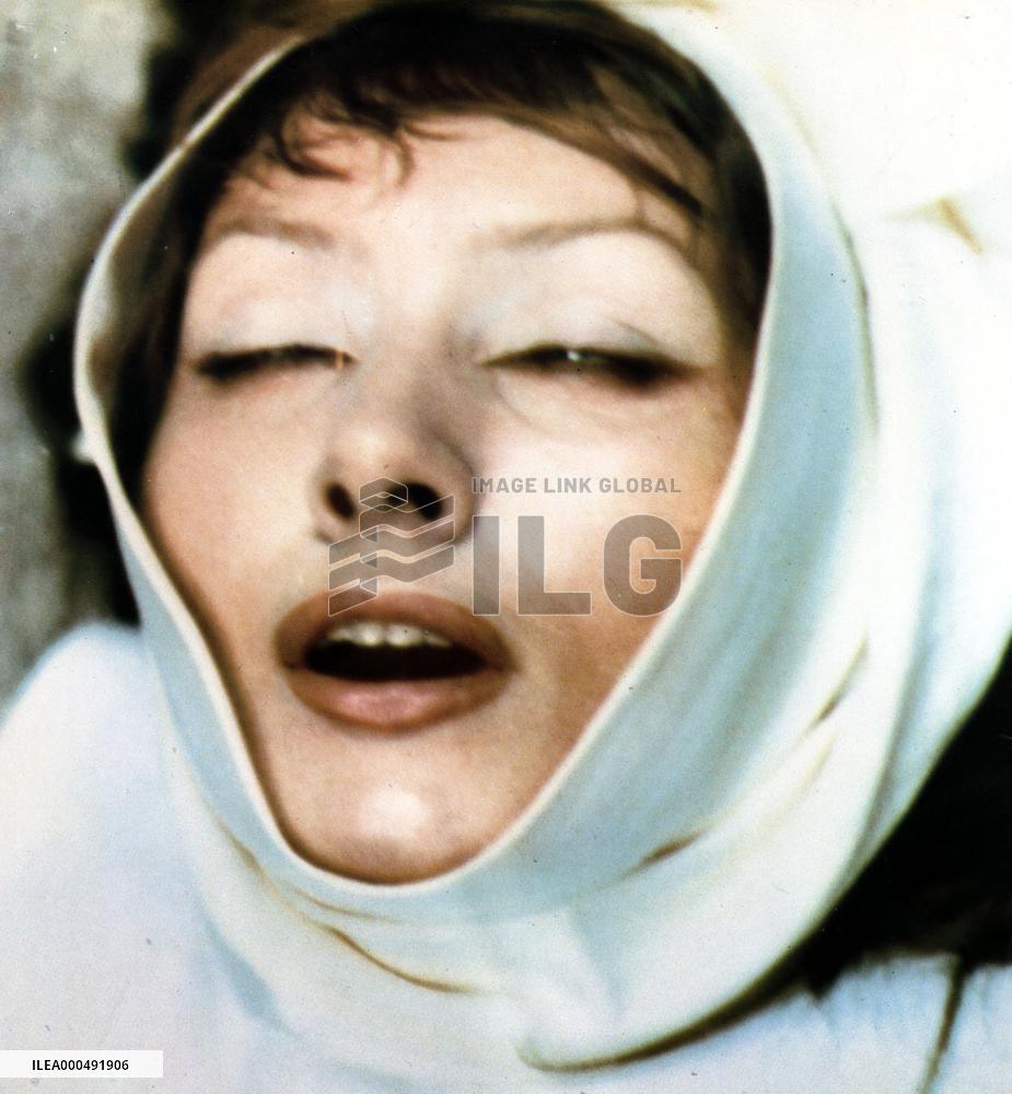 INTERNO DI UN CONVENTO