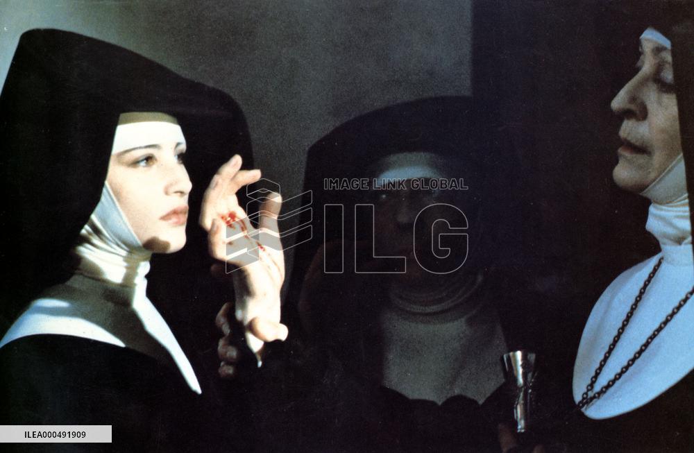 INTERNO DI UN CONVENTO