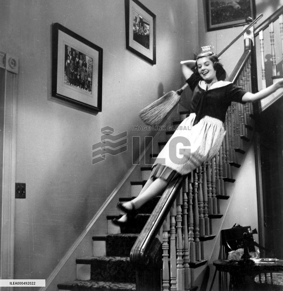 BELLES ON THEIR TOES