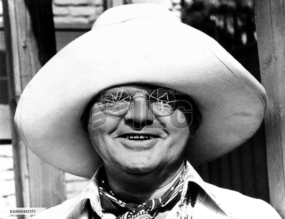BENNY HILL