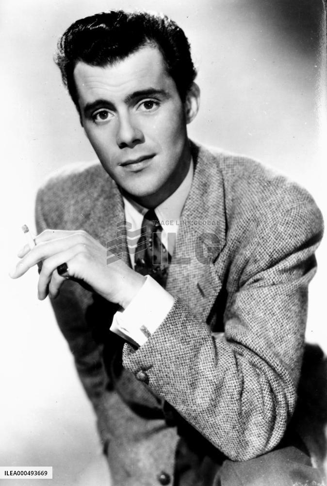 DIRK BOGARDE