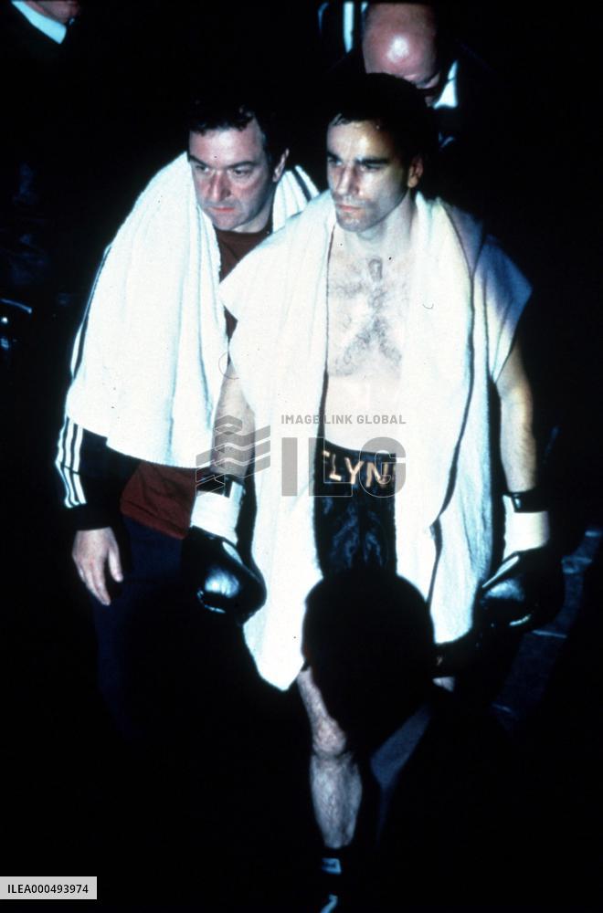 THE BOXER