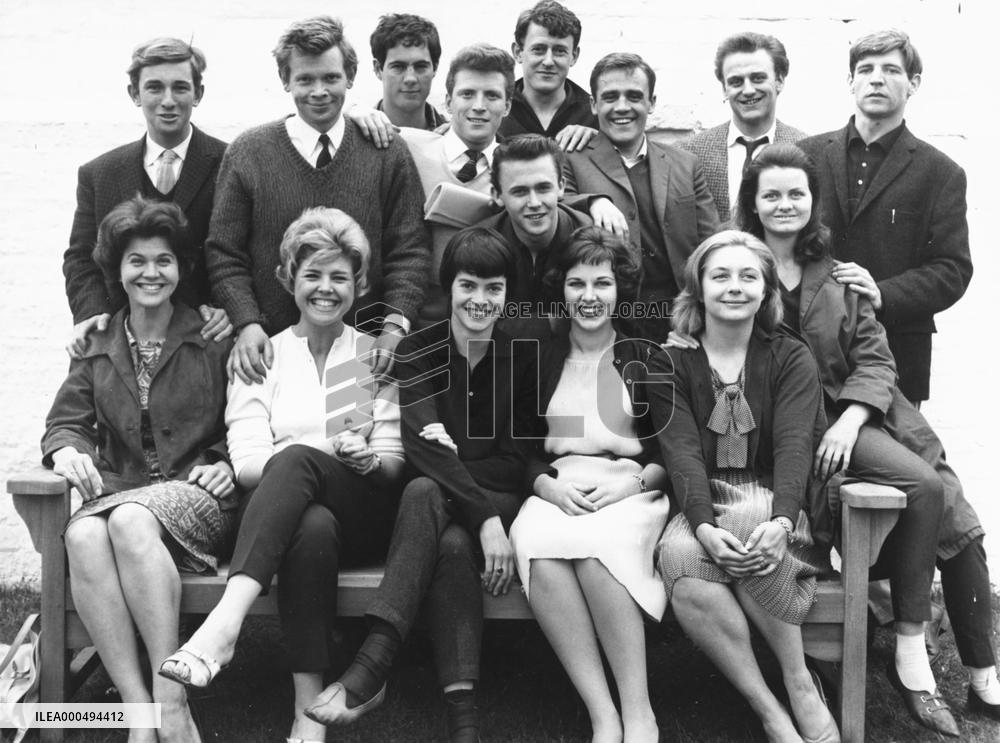 JOHNNY BRIGGS  centre top row, pale jumper
