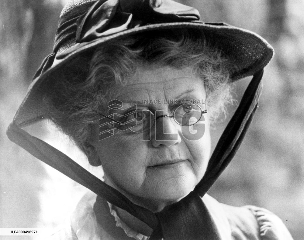 THE COMPANY OF WOLVES (UK/US 1984) ANGELA LANSBURY Picture f