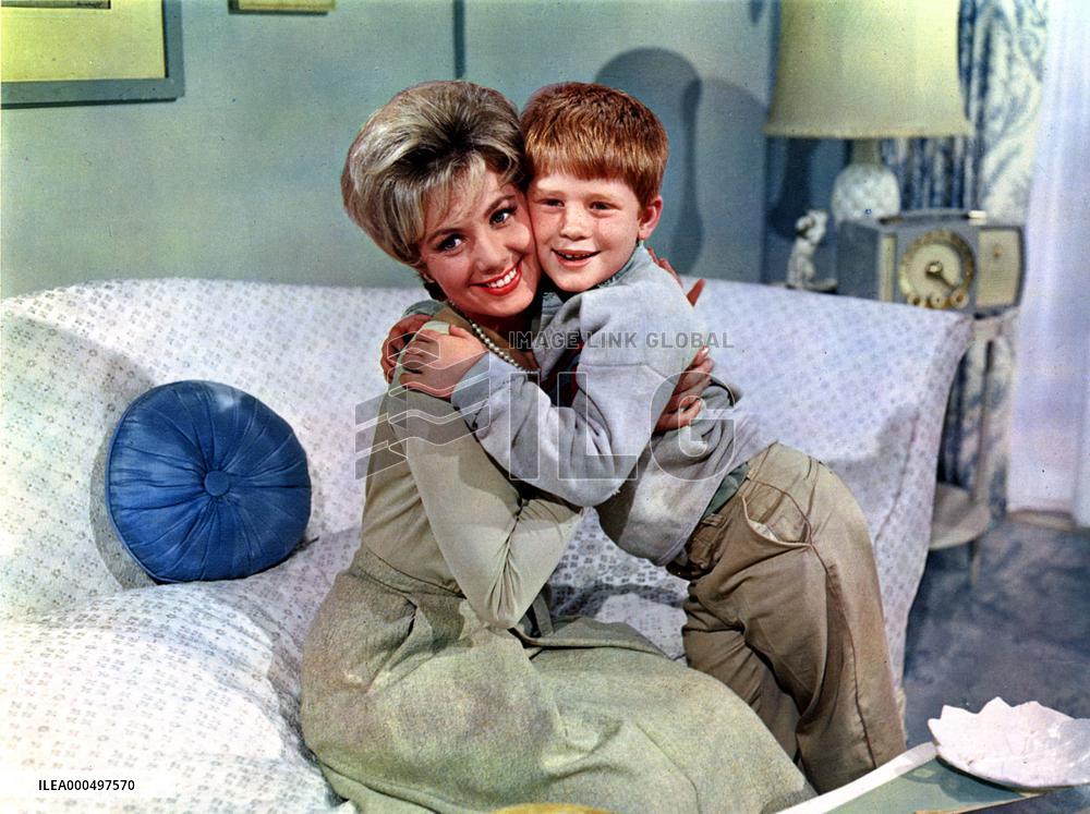 THE COURTSHIP OF EDDIE'S FATHER