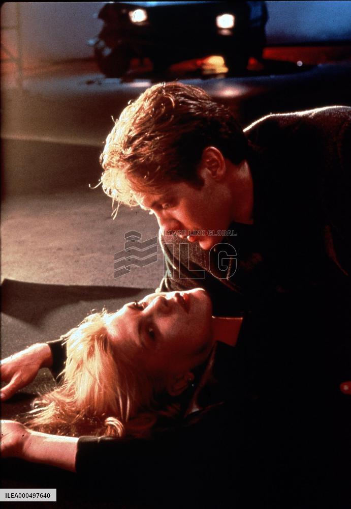 CRASH (CAN/FR/UK1996) DEBORAH UNGER, JAMES SPADER