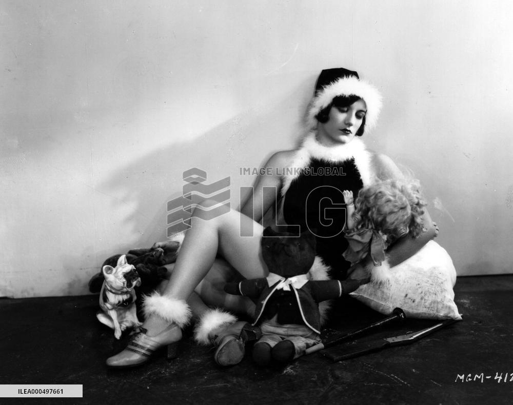 JOAN CRAWFORD ACTRESS  FATHER CHRISTMAS - FEMALE
