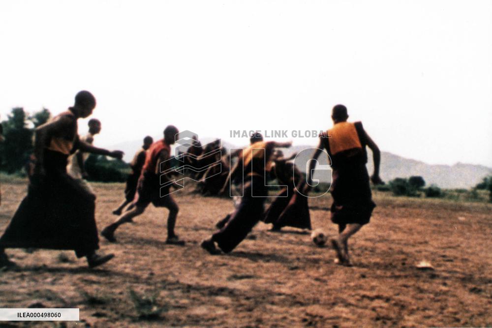 THE CUP (PHORPA) (AUS/BHUTAN 2000)