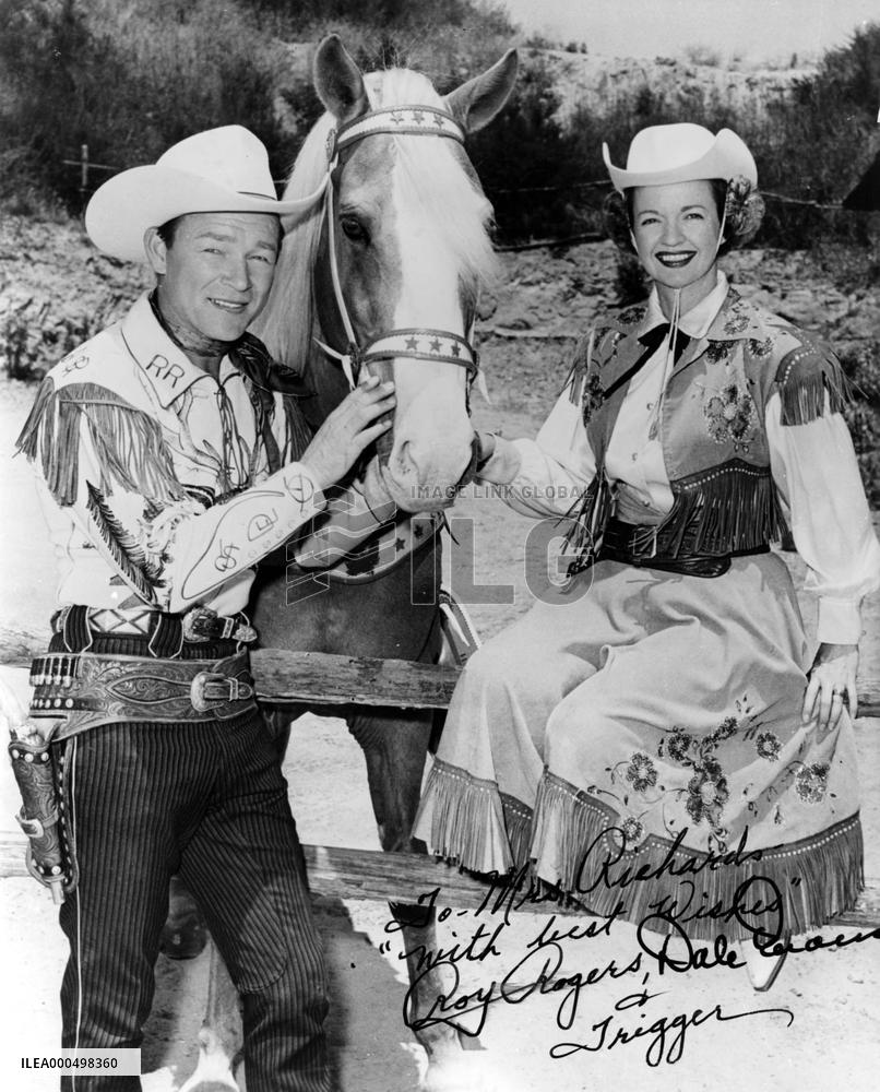ROY ROGERS, TRIGGER THE WONDERHORSE,DALE EVANS