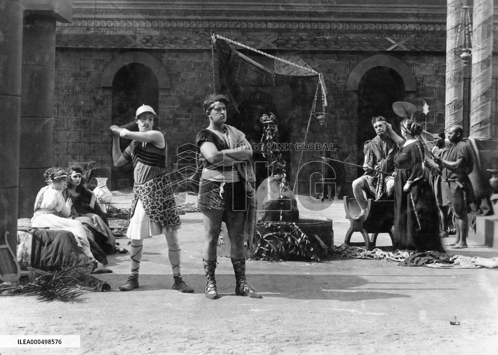 UNIDENTIFIED LONESOME LUKE SHORT POSSIBLY LUKE, THE GLADIATO