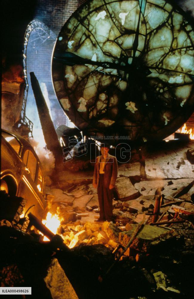 DARK CITY