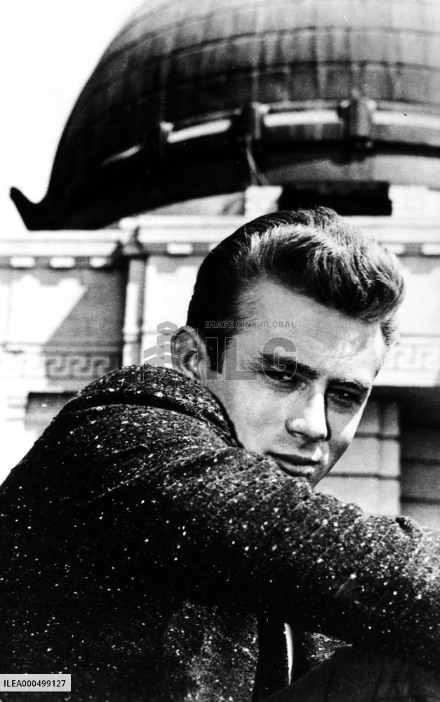 JAMES DEAN