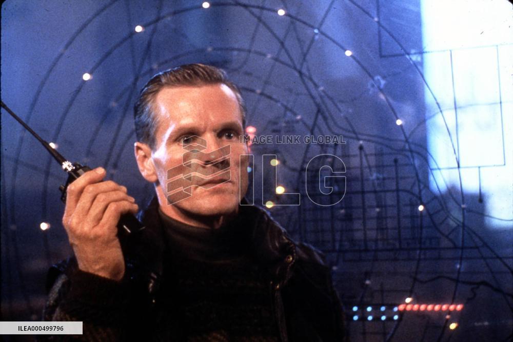 DIE HARD 2: DIE HARDER