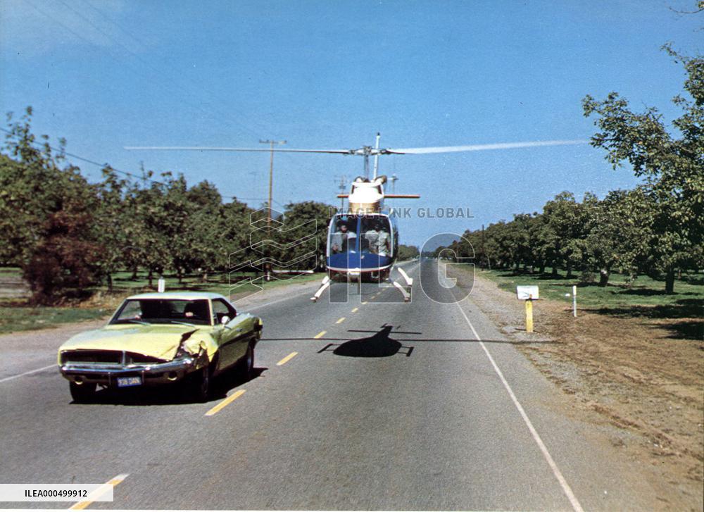 DIRTY MARY, CRAZY LARRY