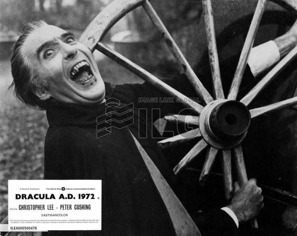 DRACULA AD 1972