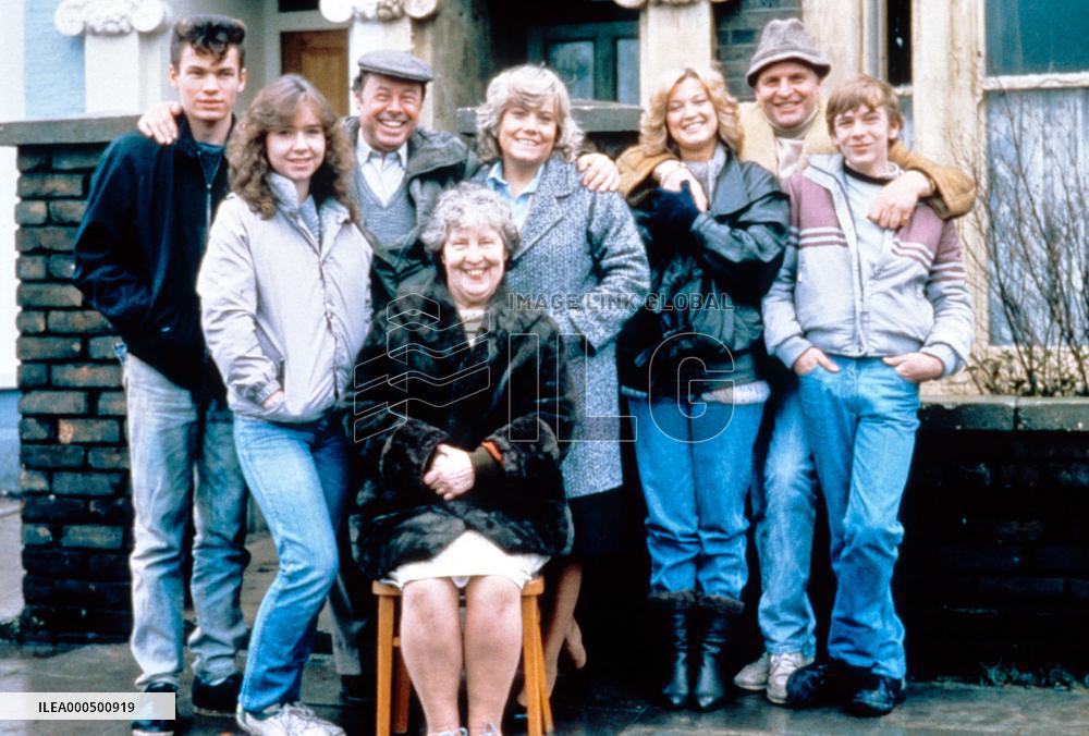 EASTENDERS (UK TV SOAP OPERA 1985) BBC TV SERIES Picture fro
