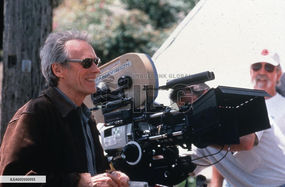 TRUE CRIME (US1999) CLINT EASTWOOD, DIRECTOR