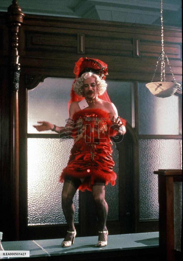THE FISHER KING (US1991) MICHAEL JETER TRANSVESTITE