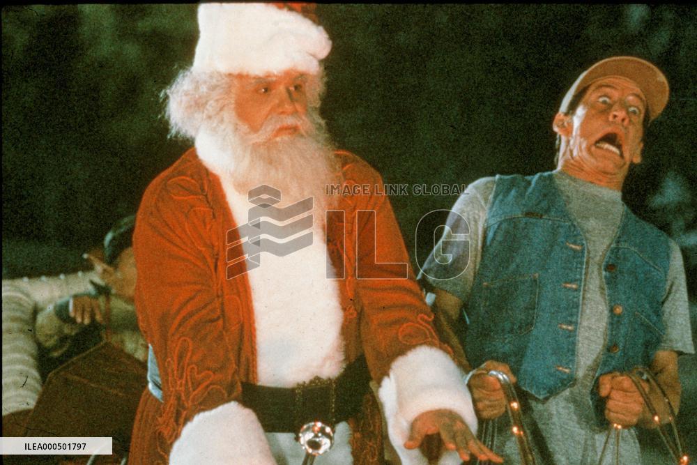 ERNEST SAVES CHRISTMAS