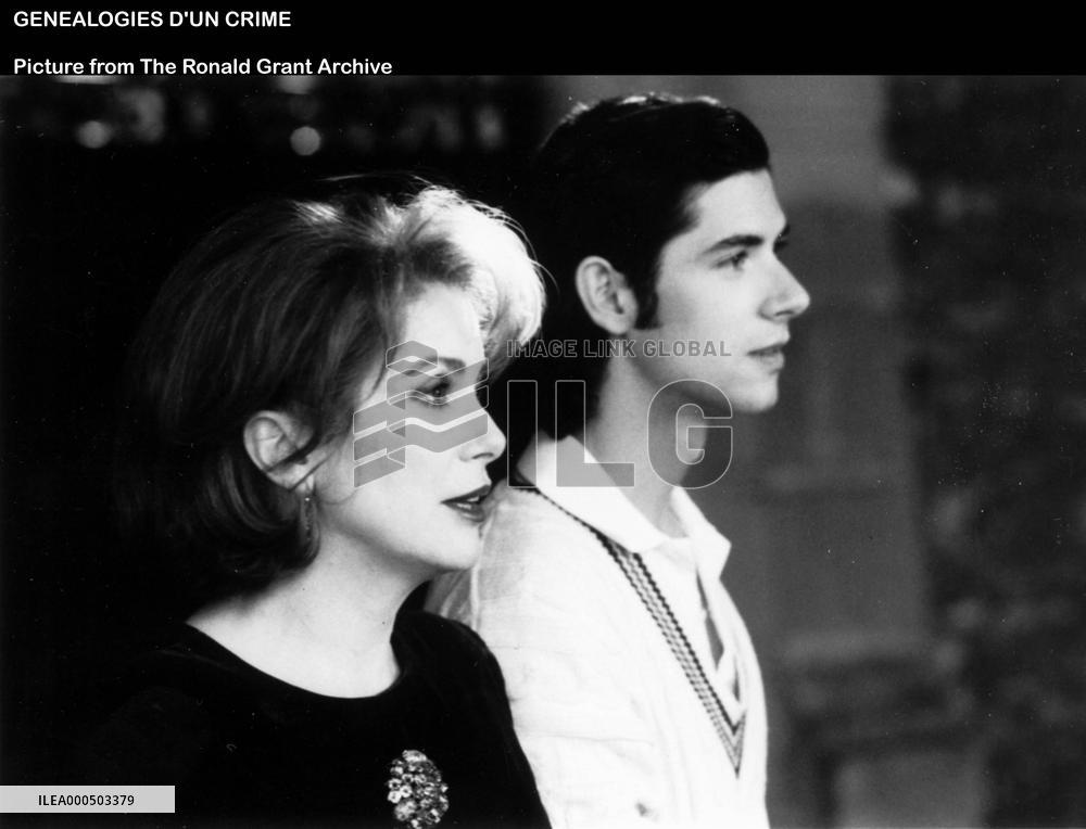 GENEALOGIES D'UN CRIME