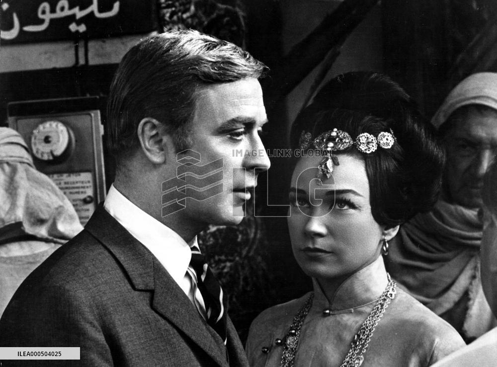 GAMBIT (US1966) MICHAEL CAINE, SHIRLEY MACLAINE