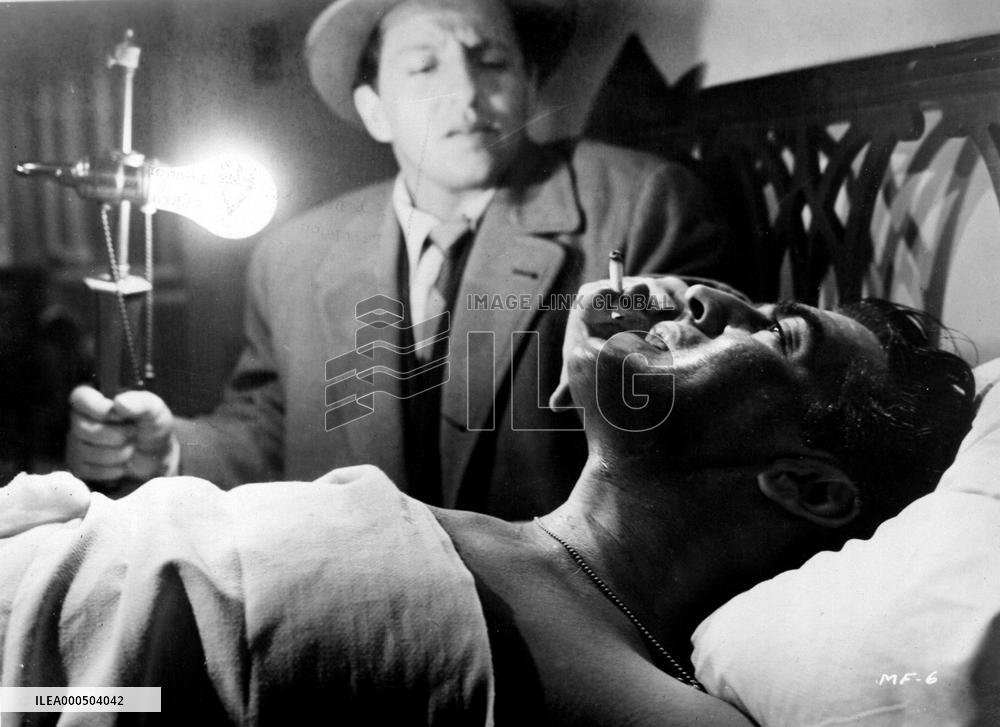 GAMBLING HOUSE (US1951) VICTOR MATURE IN BED EUTHANASIA SMOK