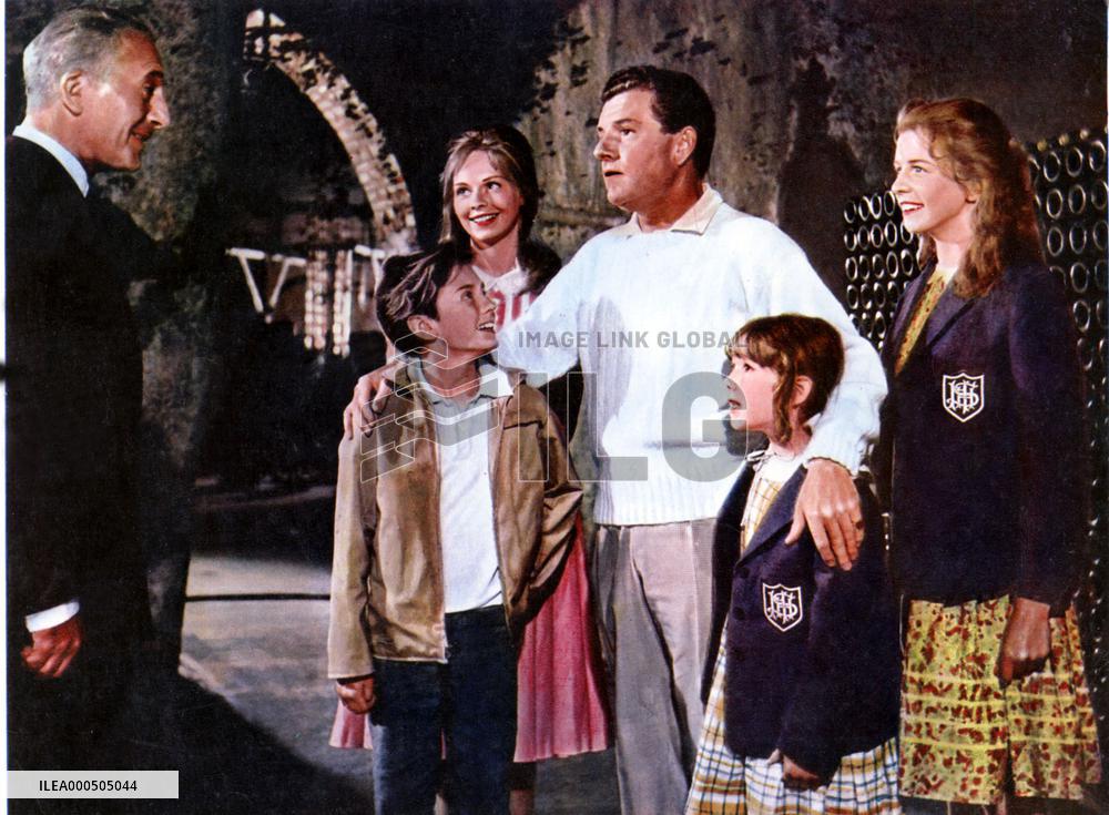 THE GREENGAGE SUMMER