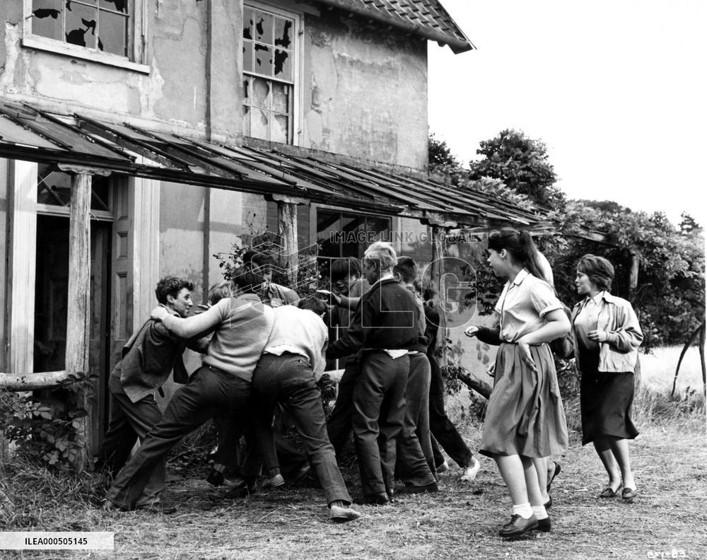 LA GUERRE DES BOUTONS