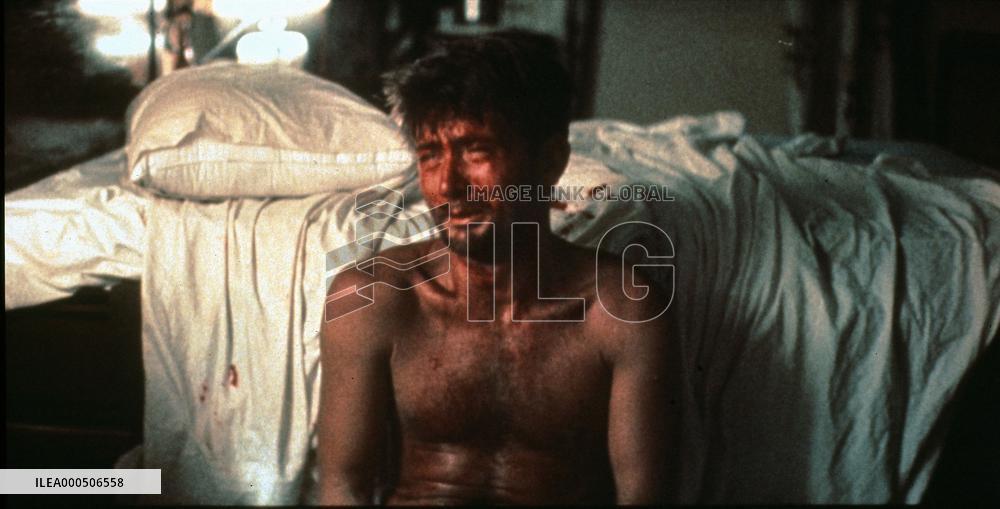 HEARTS OF  DARKNESS: A FILMMAKER'S APOCALYPSE (US1991) SCENE