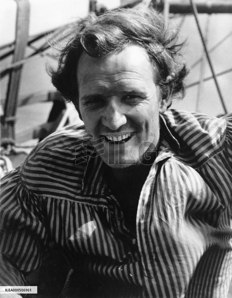 THE MUTINY ON THE BOUNTY