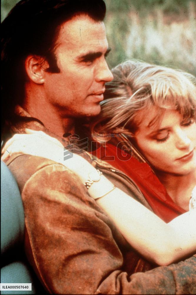 IRON MAZE (JAPAN/US 1991) JEFF FAHEY, BRIDGET FONDA PICTURE