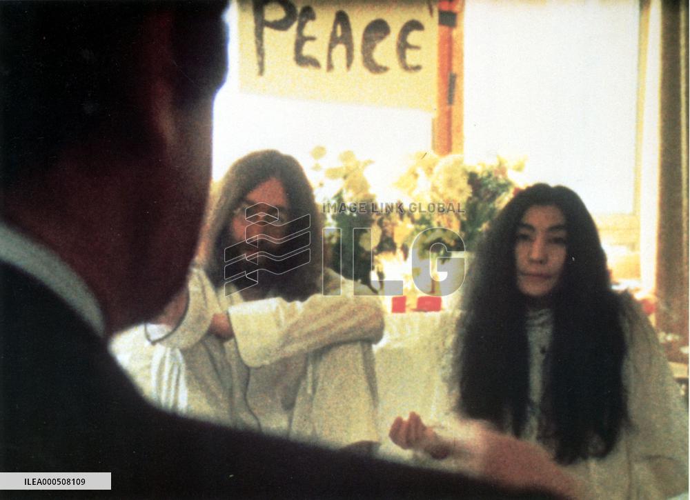 IMAGINE: JOHN LENNON