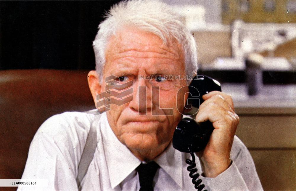 IT'S A MAD, MAD, MAD, MAD WORLD