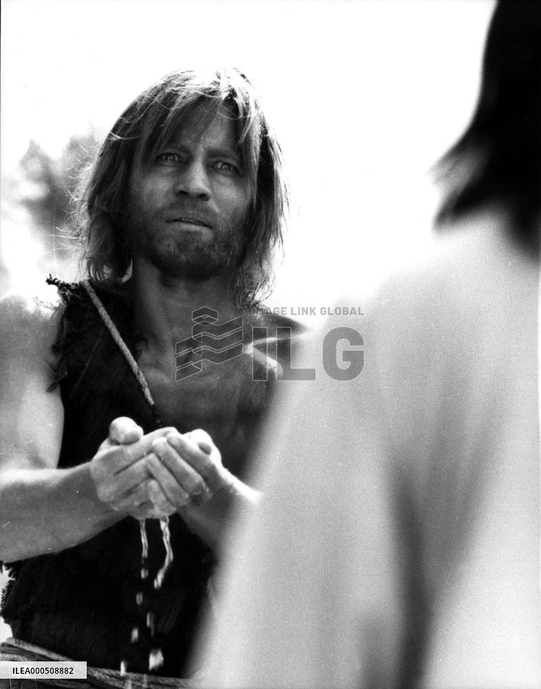 JESUS OF NAZARETH (IT/UK 1977) MICHAEL YORK as John the Bapt