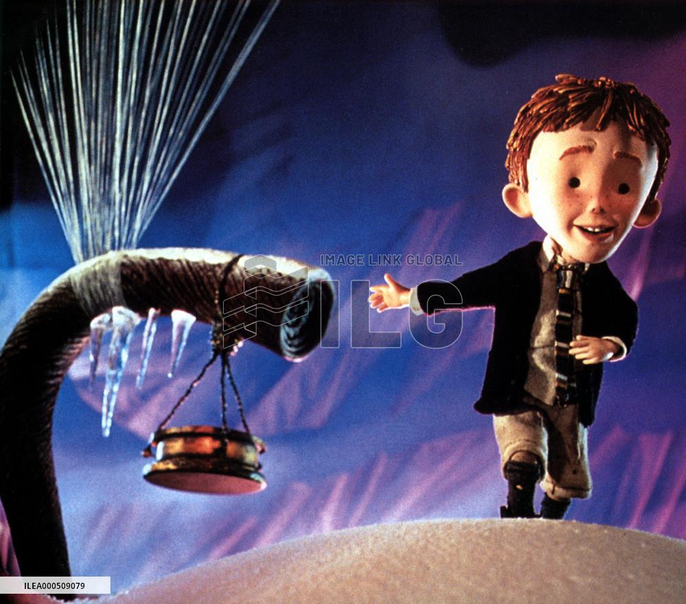 JAMES AND THE GIANT PEACH