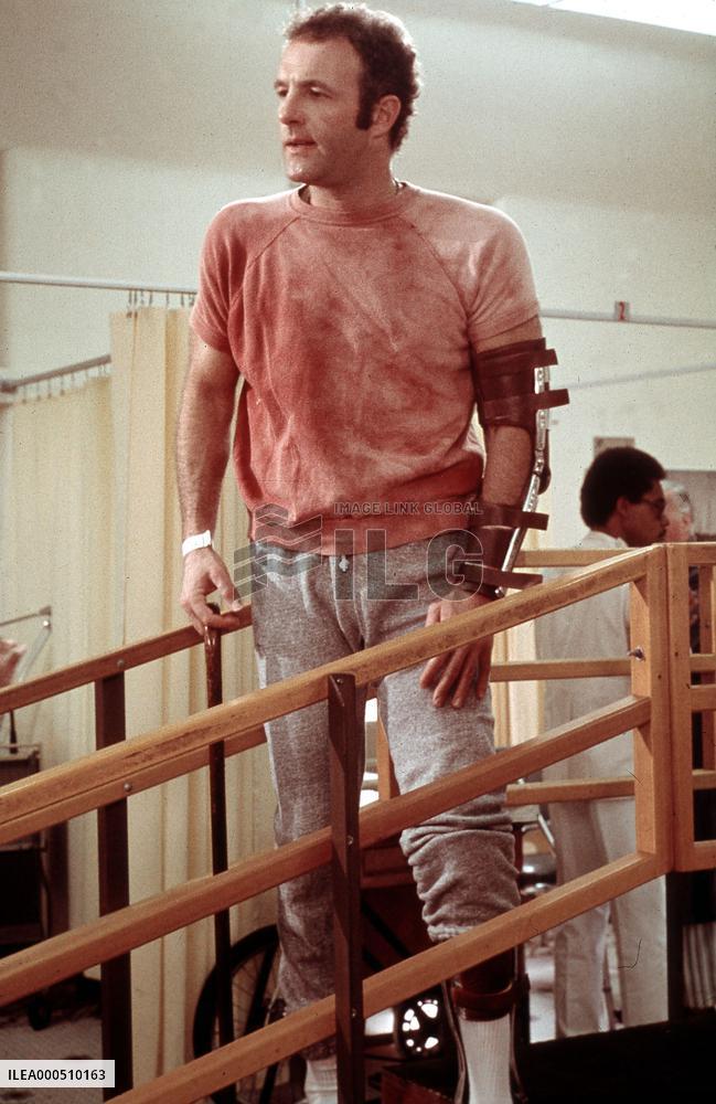 THE KILLER ELITE (US1975) JAMES CAAN